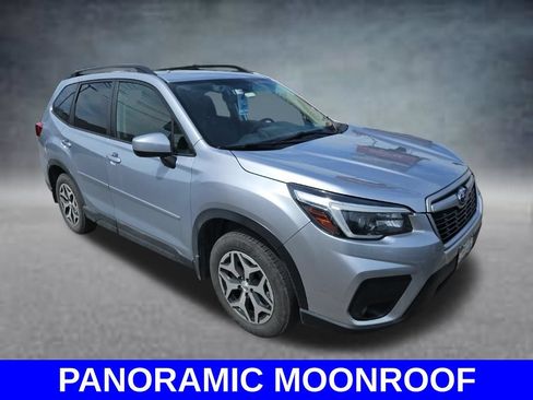 Used 2021 Subaru Forester Premium AWD/4WD image 3