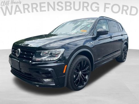 Used 2021 Volkswagen Tiguan SE AWD/4WD image 3