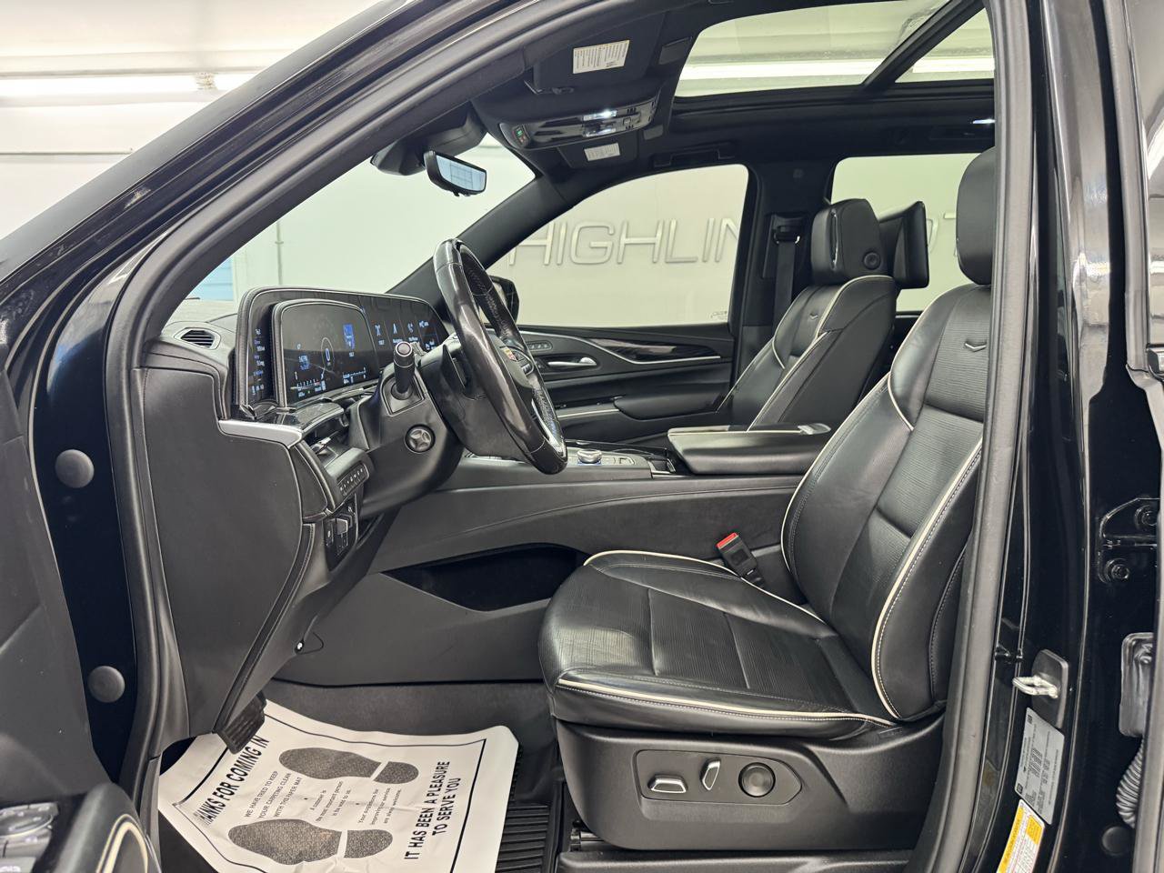 Used 2023 Cadillac Escalade Sport w/ Touring Package AWD/4WD image 8