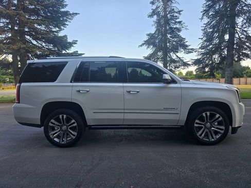 Used 2019 GMC Yukon Denali w/ Denali Ultimate Package AWD/4WD image 7