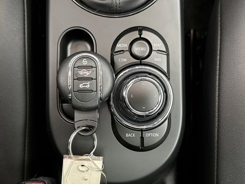 Used 2023 MINI Cooper SE image 23