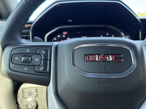 Used 2025 GMC Sierra 1500 Elevation w/ Elevation Premium Package AWD/4WD image 29