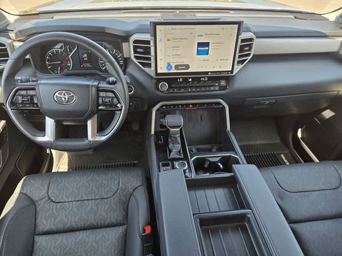 Used 2023 Toyota Tundra Limited AWD/4WD image 9