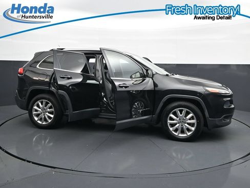 Used 2015 Jeep Cherokee Limited AWD/4WD image 41