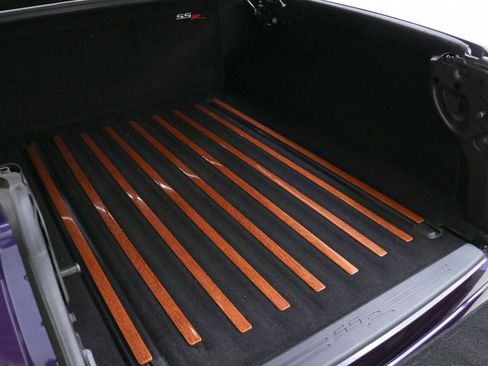 Used 2003 Chevrolet SSR w/ Preferred Equipment Group image 41