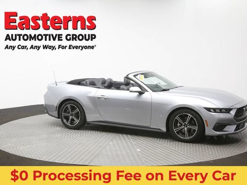Used 2025 Ford Mustang Premium RWD image 44