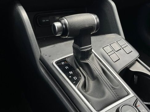 Certified 2024 Kia Sportage LX FWD image 17