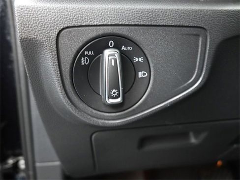 Used 2019 Volkswagen Atlas SE image 21