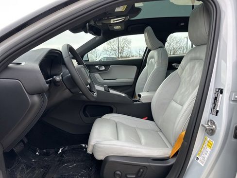 Used 2023 Polestar Polestar 2 w/ Pilot Pack image 15