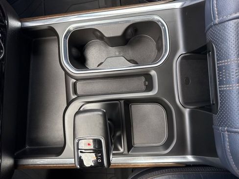 Used 2023 Chevrolet Silverado 1500 High Country image 24