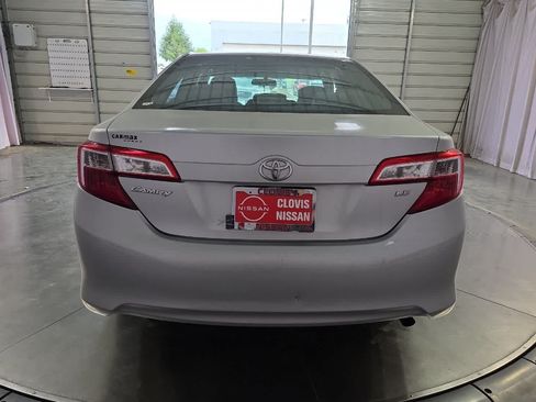 Used 2014 Toyota Camry LE FWD image 8