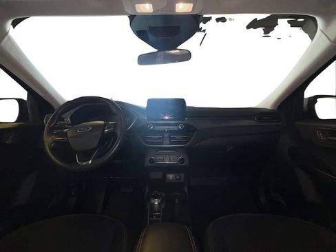 Certified 2025 Ford Escape Active AWD/4WD image 17