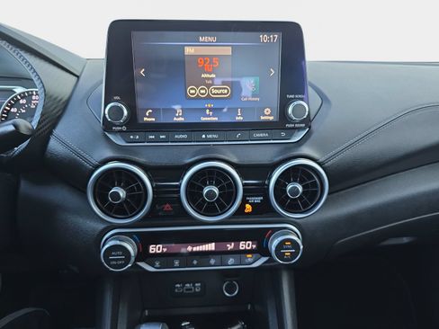 Used 2020 Nissan Sentra SV FWD image 22