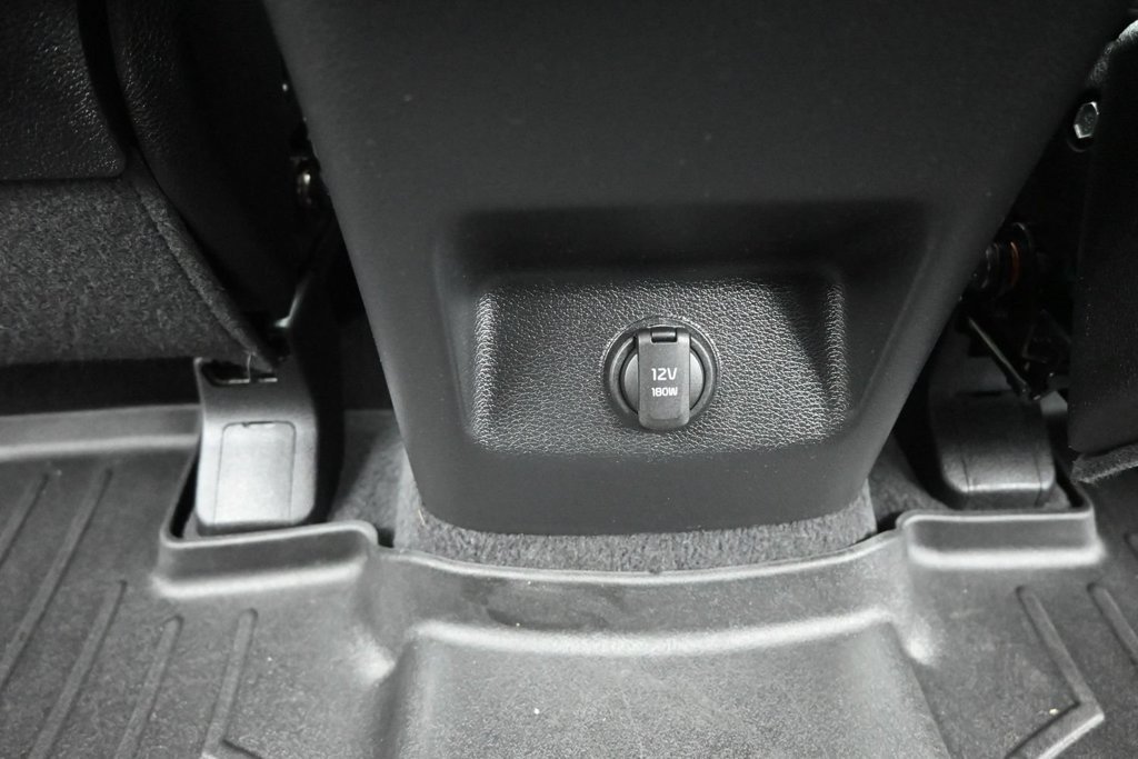 Used 2024 Kia Telluride EX w/ EX Captain's Chair Package AWD/4WD image 13