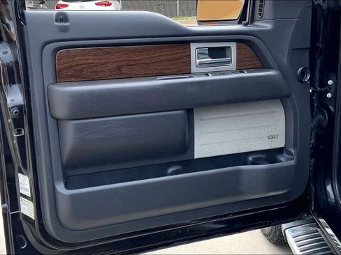 Used 2014 Ford F150 Lariat w/ Equipment Group 502A Luxury image 21