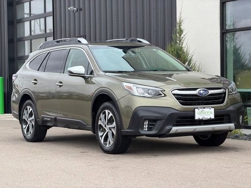 Used 2020 Subaru Outback Touring w/ Popular Package #2 image 4