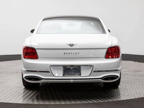 Used 2023 Bentley Flying Spur W12 image 5