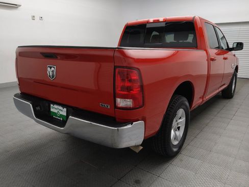 Used 2020 RAM 1500 Classic SLT RWD image 9