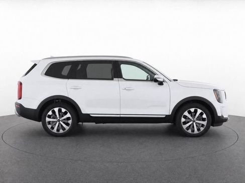Used 2022 Kia Telluride EX w/ EX Premium Package FWD image 8