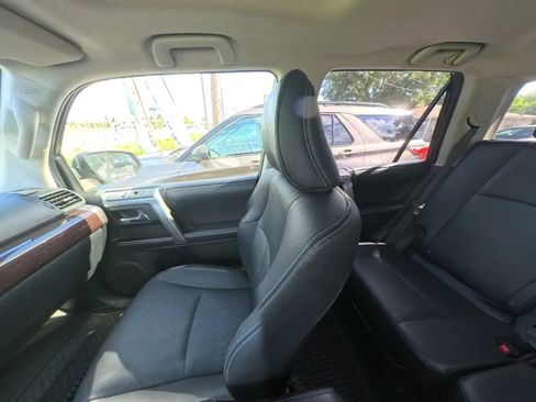 Used 2018 Toyota 4Runner Limited RWD image 26