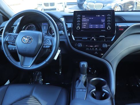 Used 2023 Toyota Camry SE image 21