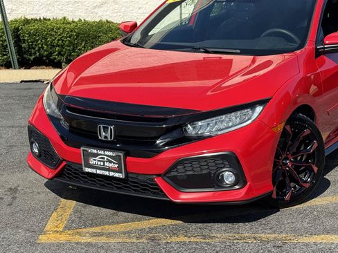 Used 2017 Honda Civic Sport Touring image 3