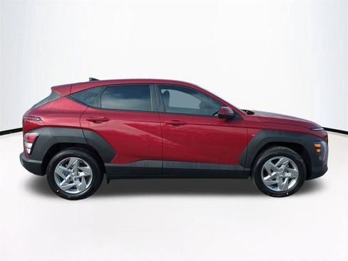 New 2026 Hyundai Kona SE image 4