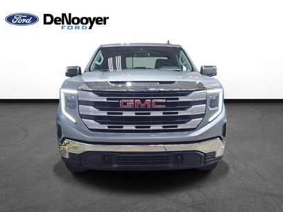 Used 2024 GMC Sierra 1500 SLE