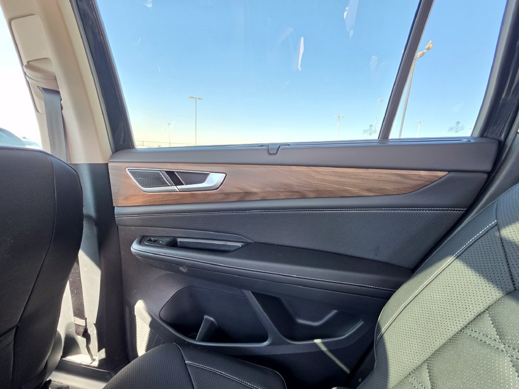Certified 2026 Volkswagen Atlas SE FWD image 21
