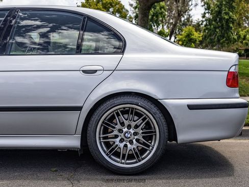 Used 2002 BMW M5 RWD image 5