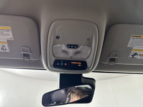 Used 2020 Buick Encore GX Preferred FWD image 27