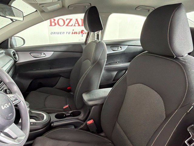 Used 2022 Kia Forte LXS w/ LXS Technology Package FWD image 17