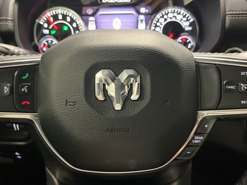 Used 2023 RAM 1500 Laramie AWD/4WD image 15