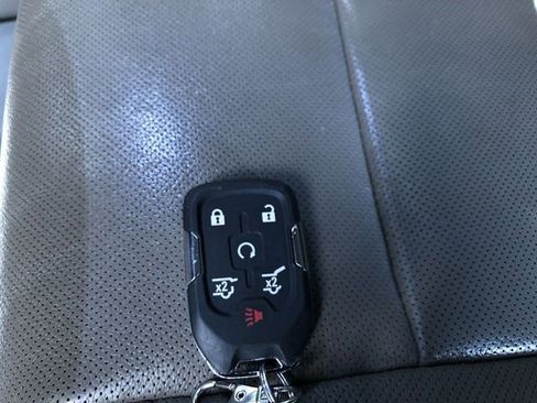 Used 2018 GMC Yukon XL SLT w/ Open Road Package image 27