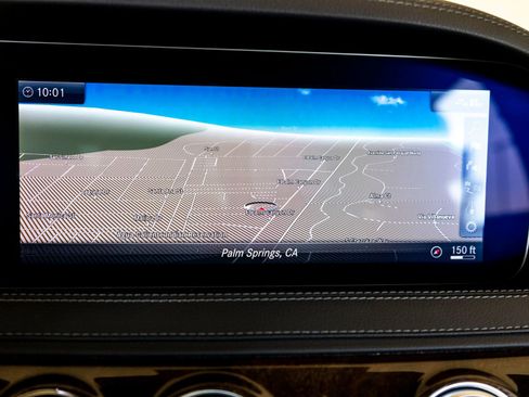 Used 2019 Mercedes-Benz S 560 4MATIC Sedan image 13