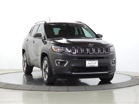 Used 2018 Jeep Compass Limited AWD/4WD image 1