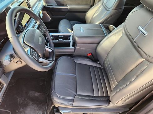 New 2026 Ford F250 Platinum w/ FX4 Off-Road Package image 9