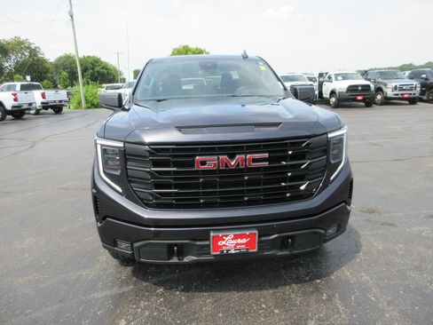 Certified 2025 GMC Sierra 1500 Elevation AWD/4WD image 13