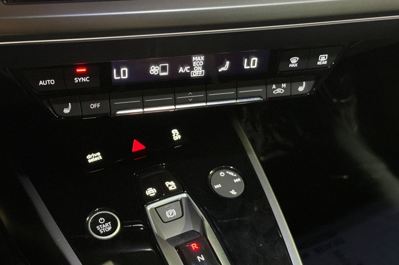 Certified 2023 Audi Q4 e-tron Premium w/ Convenience Package AWD/4WD image 19