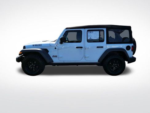 Used 2023 Jeep Wrangler Willys image 4