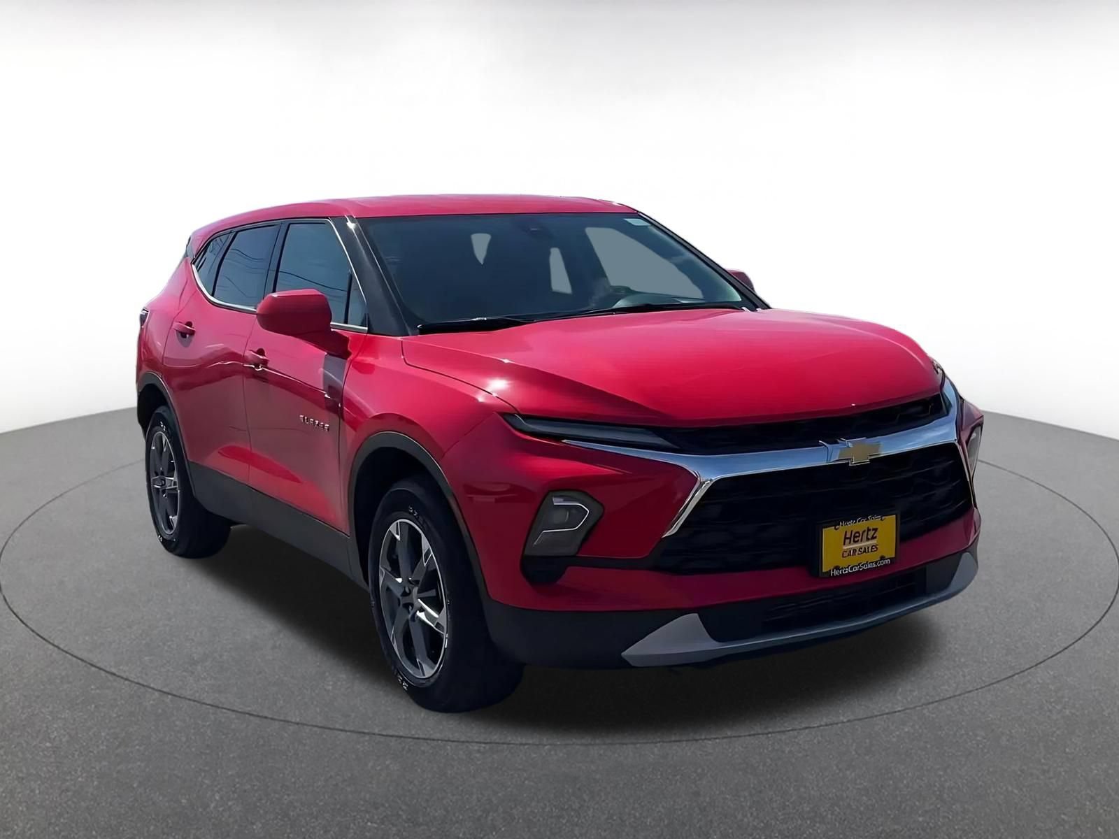 Used 2026 Chevrolet Blazer LT AWD/4WD image 3
