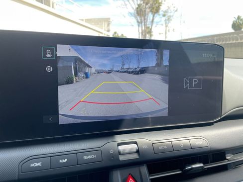 Used 2025 Kia K4 LXS image 24