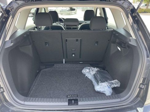 Certified 2025 Volkswagen Taos S FWD image 8