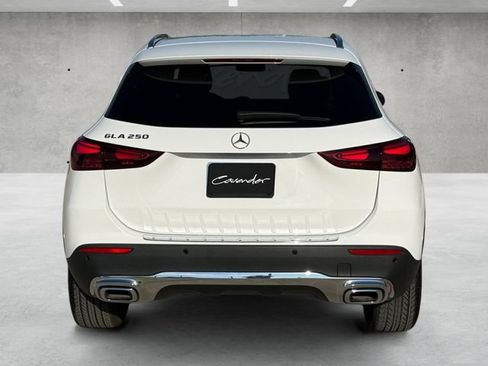 Used 2025 Mercedes-Benz GLA 250 image 16