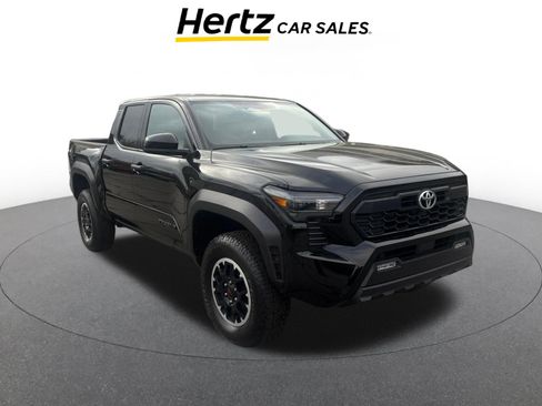 Used 2025 Toyota Tacoma TRD Off-Road image 1