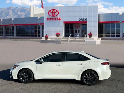 Used 2024 Toyota Corolla XSE FWD image 7