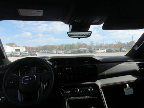 New 2026 GMC Sierra 2500 AT4 image 16