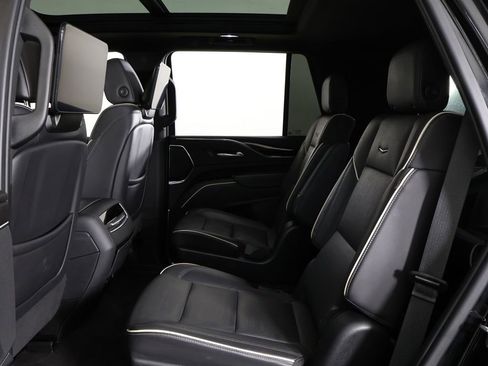 Used 2023 Cadillac Escalade Sport AWD/4WD image 40