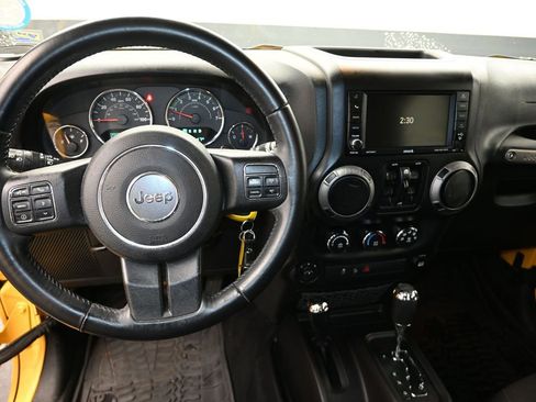 Used 2015 Jeep Wrangler Unlimited Sport image 20