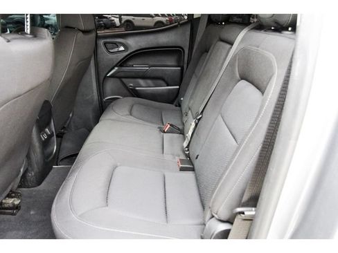 Used 2022 Chevrolet Colorado LT w/ Safety Package RWD image 12